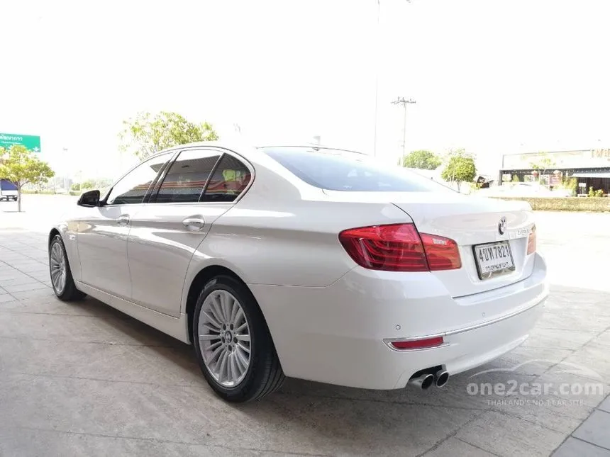 2016 BMW 528i Luxury Sedan