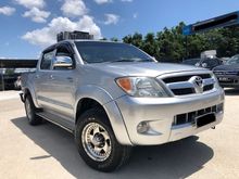 2006 Toyota Hilux 2.5 G Pickup Truck, 1 Owner, No Off-road, Clean Interior, Hot Model, Call Now