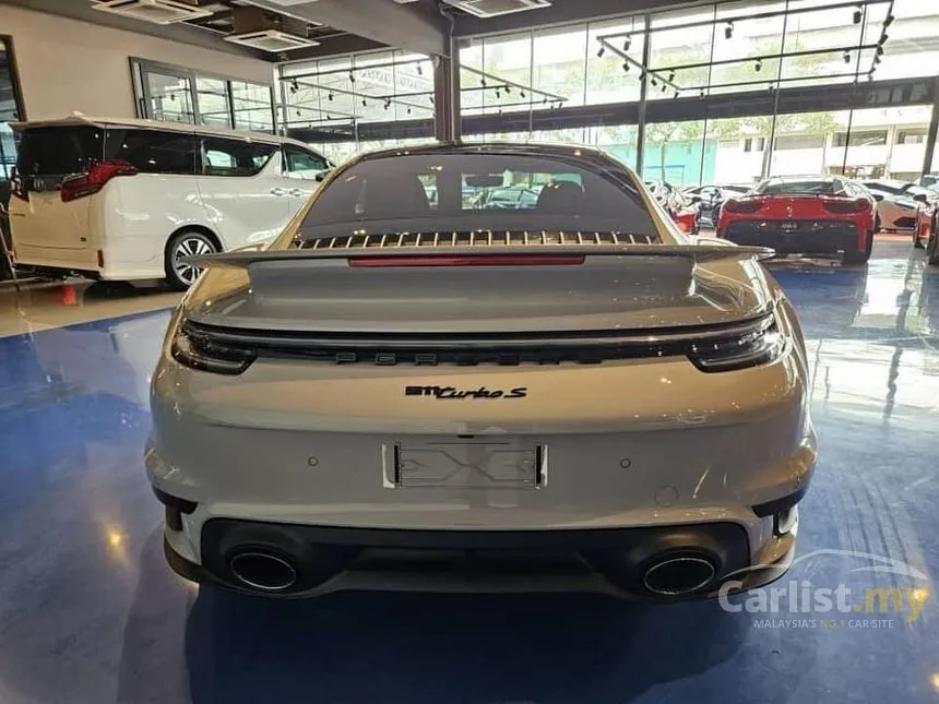 2022 Porsche 911 Turbo S Coupe