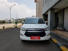 Toyota Kijang Innova Reborn Diesel 2.4 V AT 2017 Putih KM.17rb