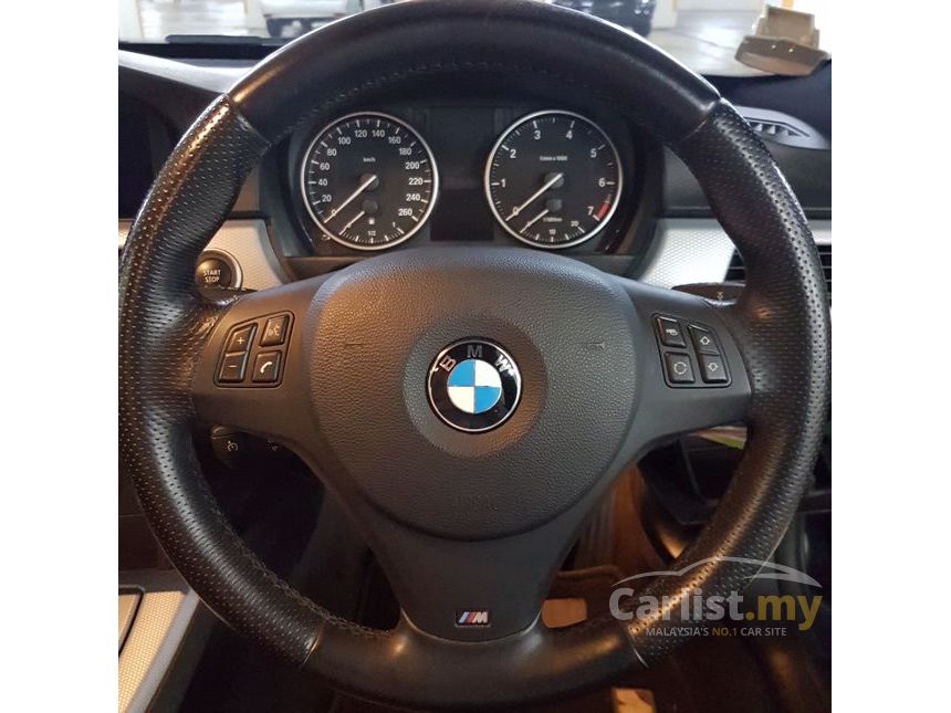 2011 BMW 320i M Sport Sedan