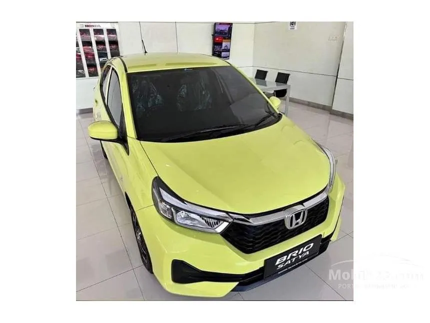 Jual Mobil Honda Brio 2024 E Satya 1.2 di Jawa Timur Automatic Hatchback Kuning Rp 187.800.000
