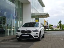 CANTIK DAN STYLISH FAVORITE KELUARGA 2017 BMW X1 1.5 sDrive18i xLine SUV