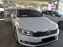2019 Volkswagen Passat 2.0 TSI Highline Sedan
