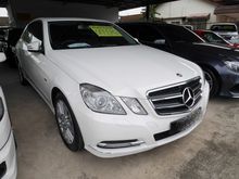 2012 Mercedes-Benz E200 CGI 1.8 Sedan -- UNREG --
