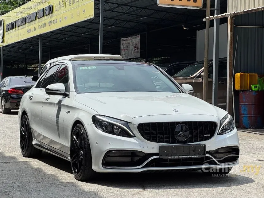 2015 Mercedes-Benz C200 AMG Line Sedan