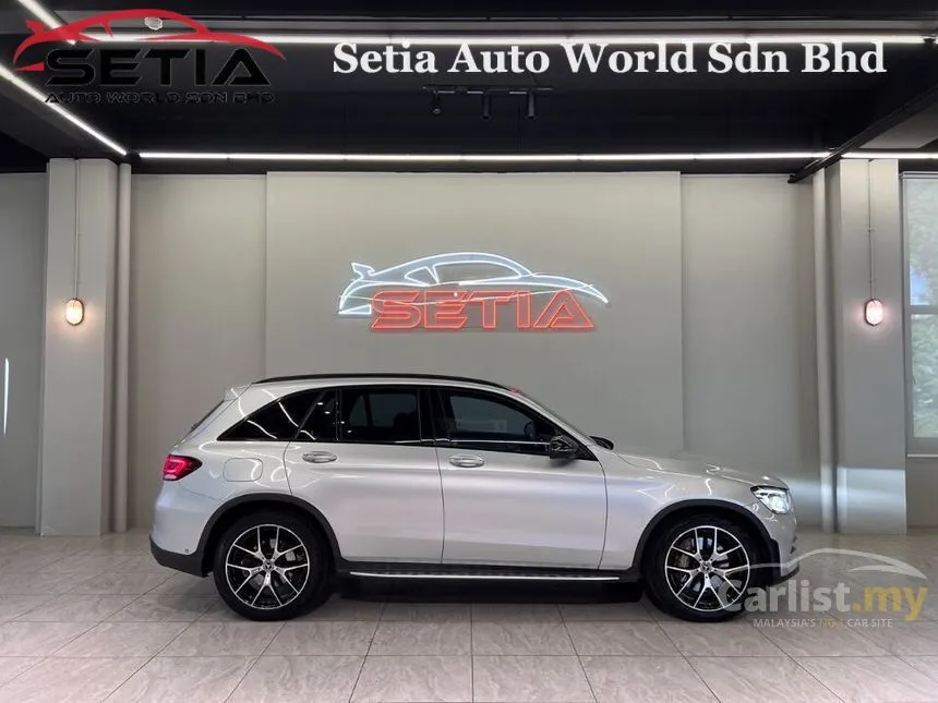 2019 Mercedes-Benz GLC300 4MATIC AMG Line SUV