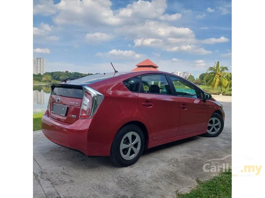 2012 Toyota Prius Hybrid Luxury Hatchback