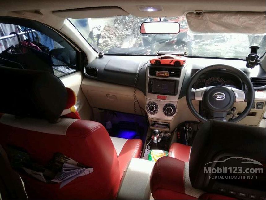 2013 Daihatsu Xenia R SPORTY MPV