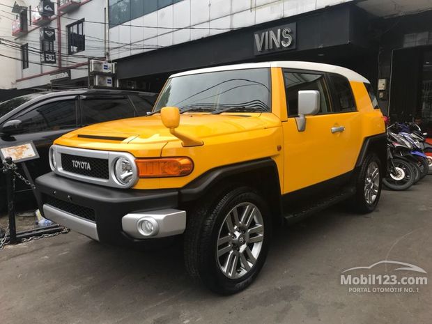 FJ Cruiser - Toyota Murah - 466 mobil dijual di Indonesia 