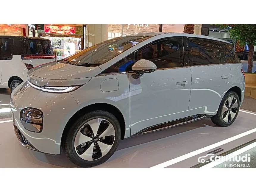 2024 Wuling Cloud EV EV Hatchback