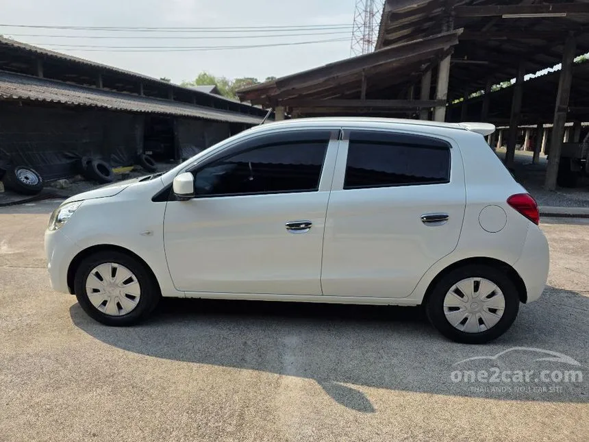 2013 Mitsubishi MIRAGE GLX Hatchback