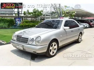 2000 Mercedes-Benz E230 2.3 W210 (ปี 95-03) Elegance Sedan