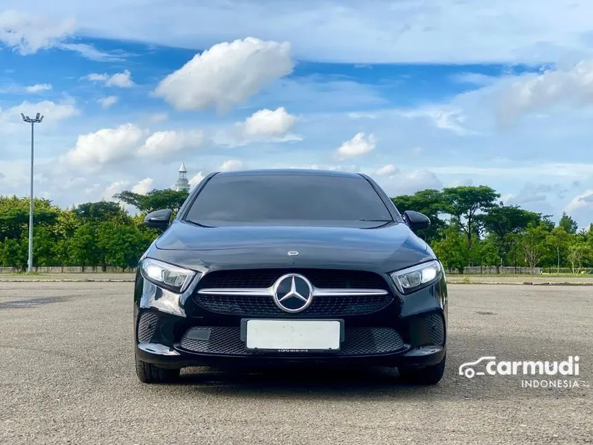 2022 Mercedes-Benz A200 progressive line Sedan