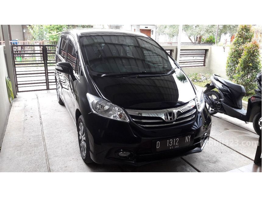 Jual Mobil  Honda  Freed  2013 E 1 5 di Jawa Barat Automatic 