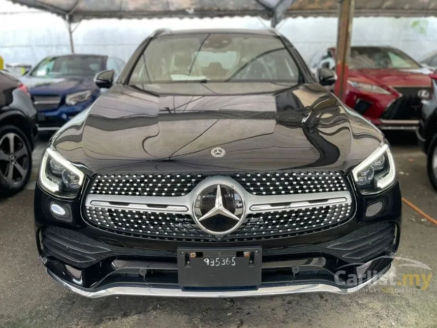 2019 Mercedes-Benz GLC300 4MATIC AMG Line Coupe