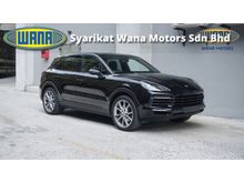 2018 Porsche Cayenne 3.0 (Sport Chrono/ Black Leather/ Sunroof) Unreg