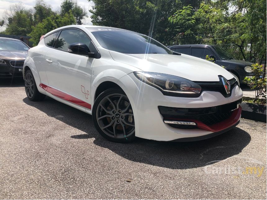 Renault Megane 14 Rs 265 Sport 2 0 In Selangor Manual Coupe White For Rm 98 800 Carlist My