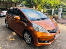 2011 Honda Jazz 1.5 (ปี 08-14) SV i-VTEC Hatchback AT