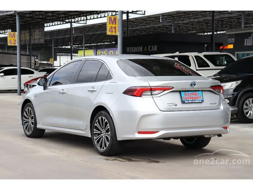 2019 Toyota Corolla Altis Hybrid High Sedan