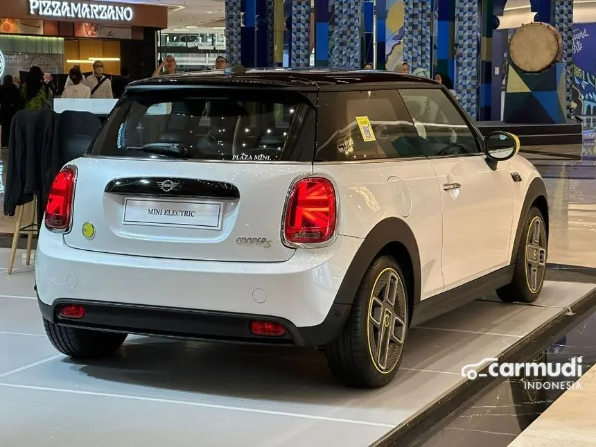 2024 MINI Cooper S Electric Level 3 Hatchback