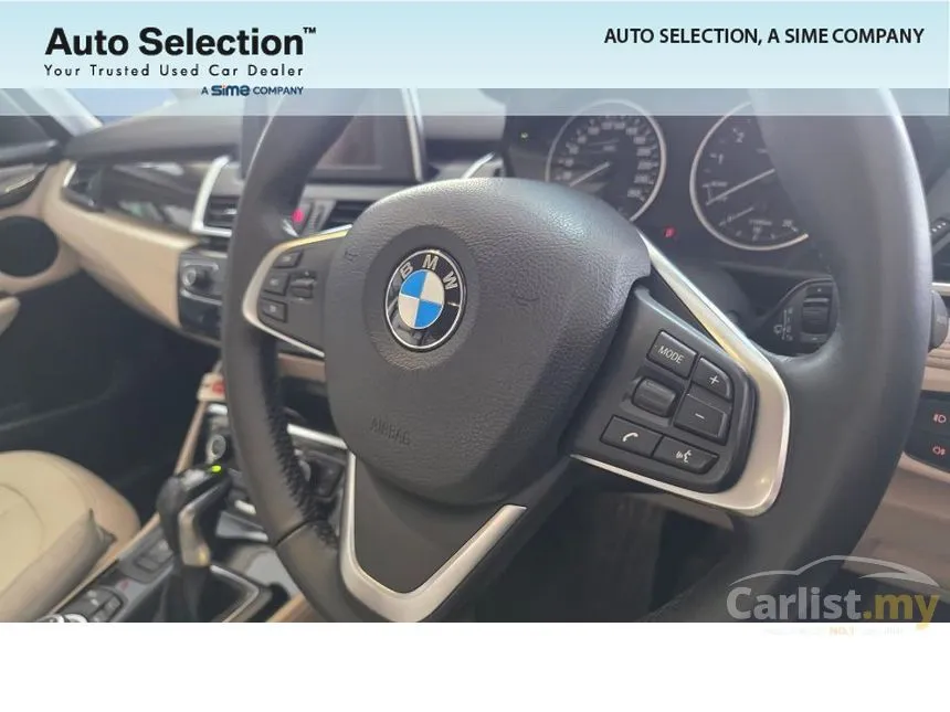 2015 BMW 220i Gran Tourer MPV