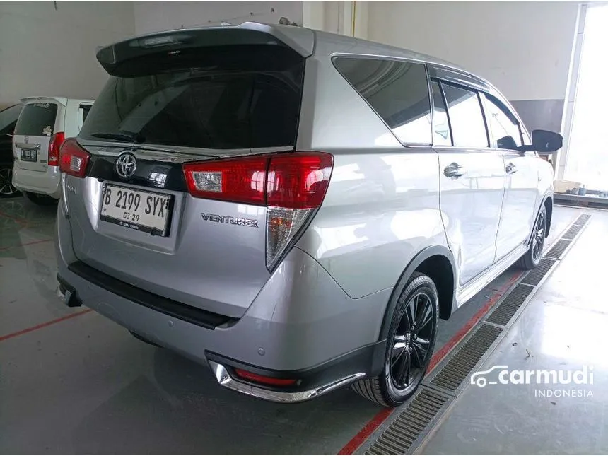 2019 Toyota Innova Venturer Wagon