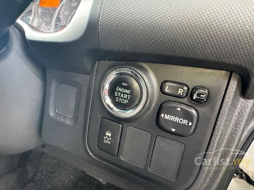 2011 Toyota Wish S MPV