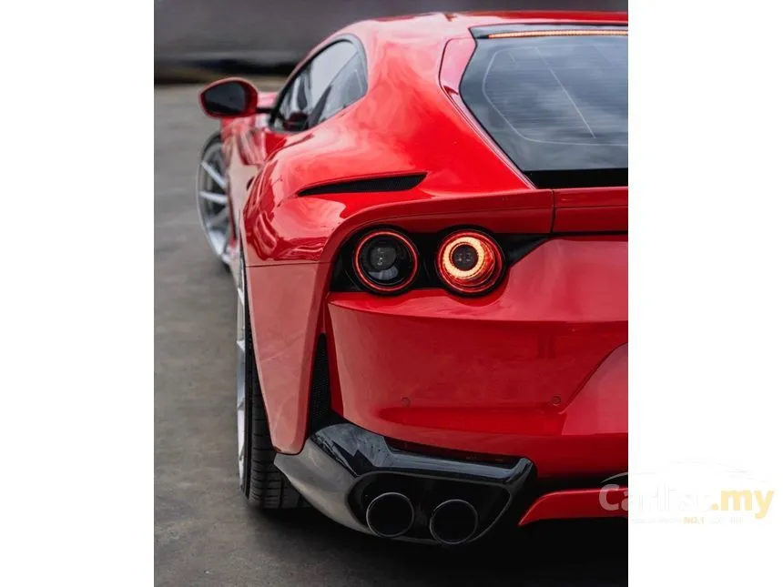 2020 Ferrari 812 Superfast Coupe