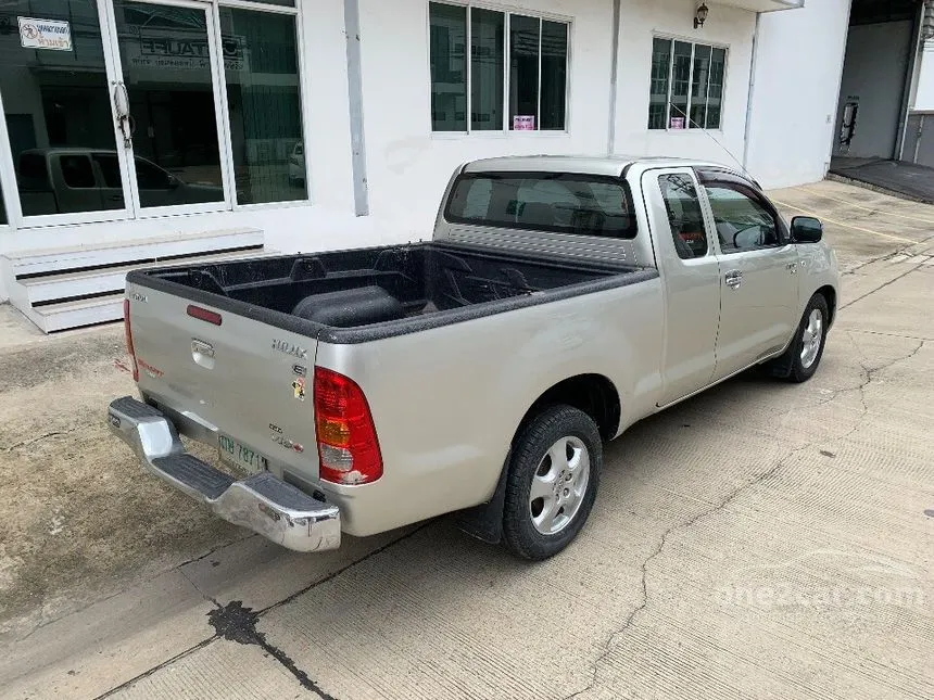 2010 Toyota HILUX VIGO E Smart Cab Pickup