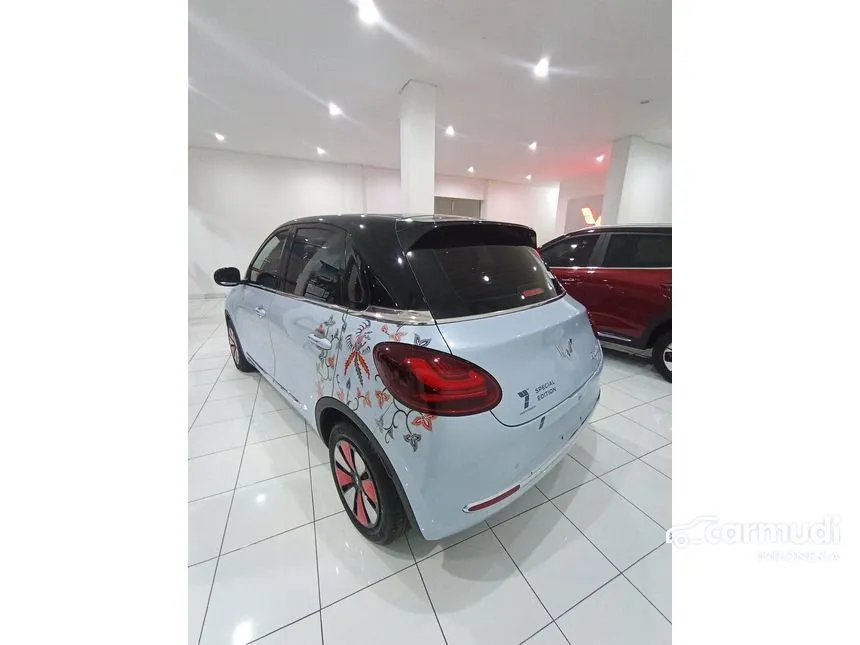 2024 Wuling Binguo EV Premium Range Hatchback