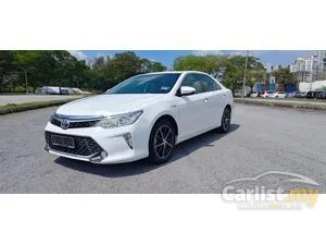 2015 Toyota Camry 2.5 Hybrid Sedan