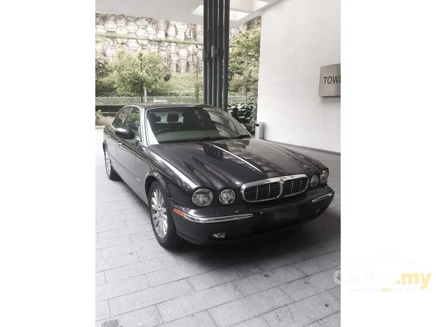 2004 Jaguar XJ6 Luxury Sedan
