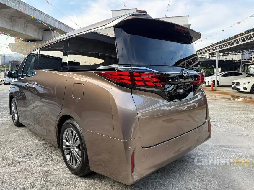 2023 Toyota Alphard Z MPV