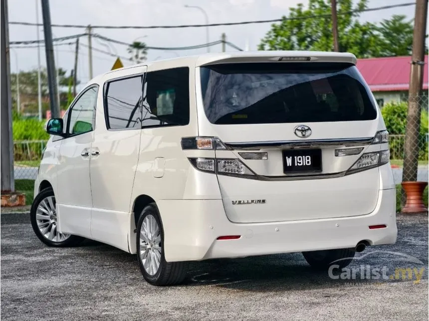 2011 Toyota Vellfire Z MPV