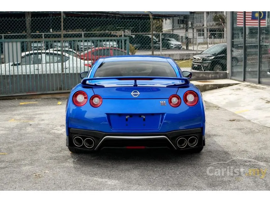 2021 Nissan GT-R Coupe