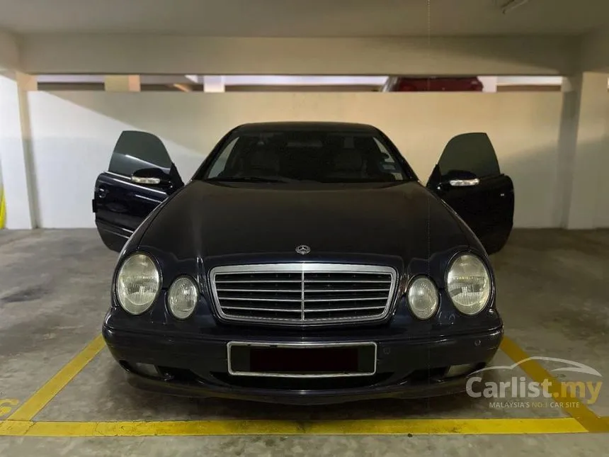 2002 Mercedes-Benz CLK230K Coupe