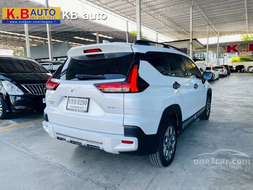 2024 Mitsubishi Xpander Cross HEV Cross Wagon