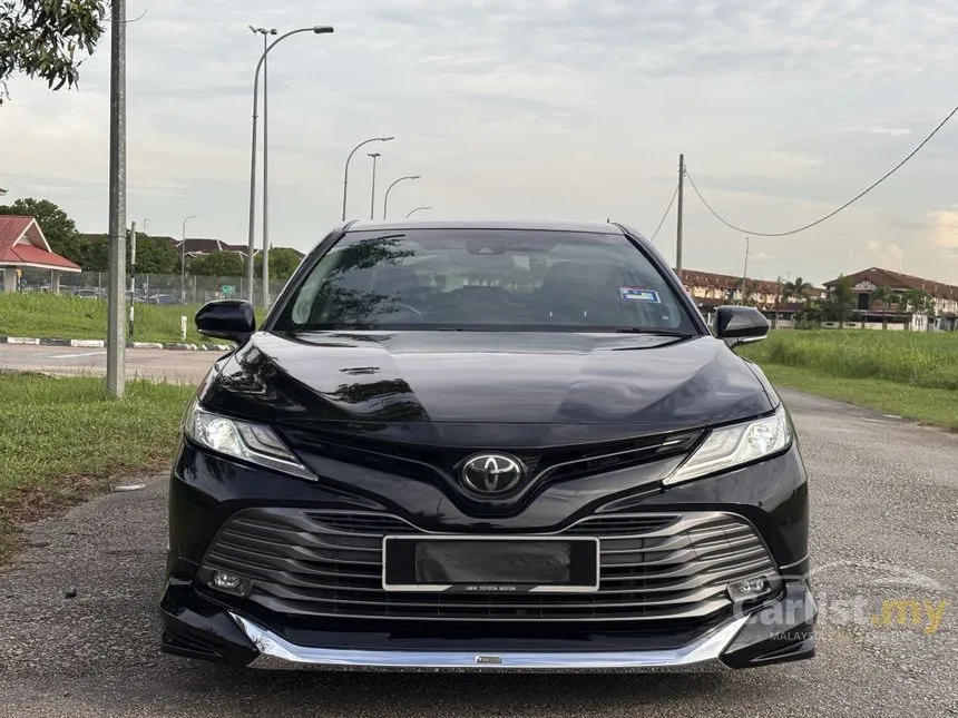 2019 Toyota Camry V Sedan