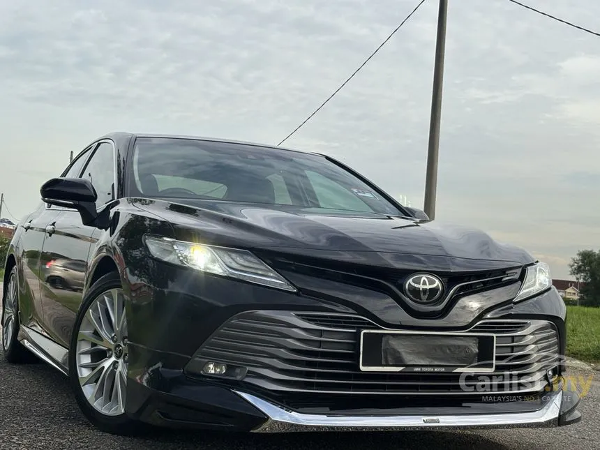 2019 Toyota Camry V Sedan