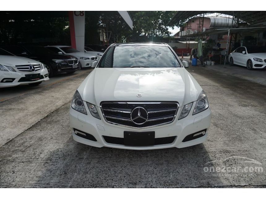 2016 Mercedes-Benz E250 Avantgarde CGI BlueEFFICIENCY Sedan