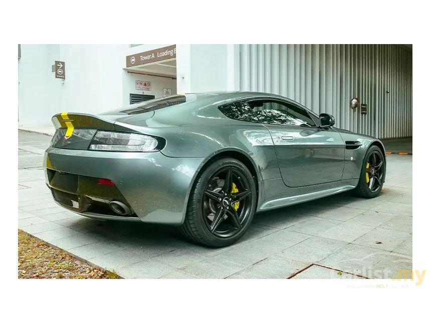 2019 Aston Martin Vantage AMR Coupe
