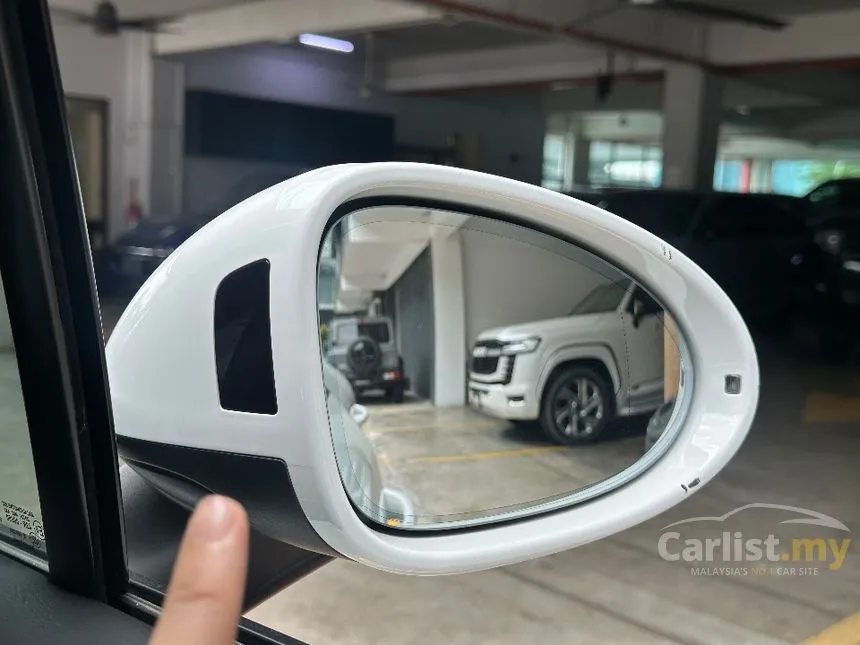 2021 Porsche Macan SUV