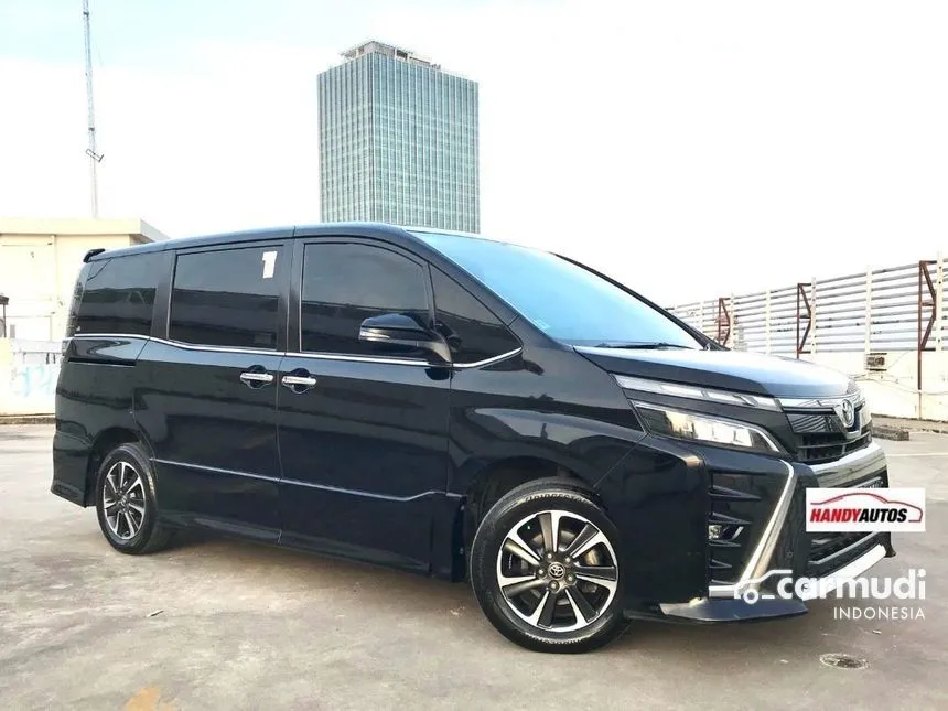 Jual Mobil Toyota Voxy 2019 2.0 di Banten Automatic Wagon Hitam Rp 319.000.000