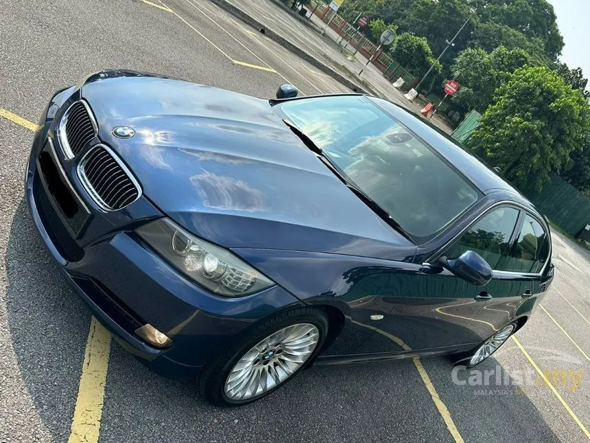 2012 BMW 320i Executive Sedan