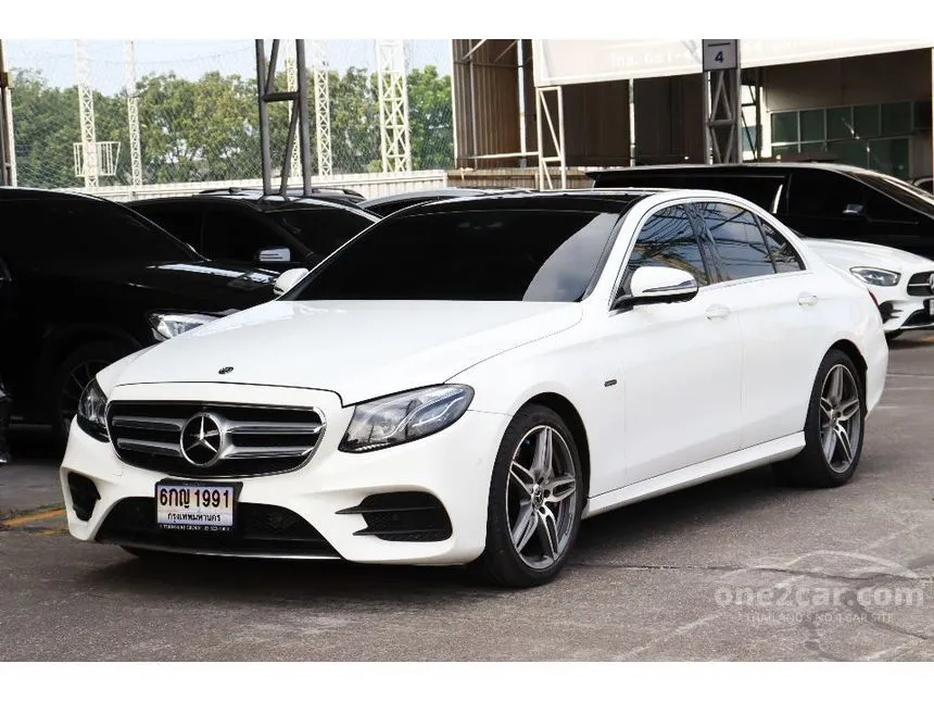 2020 Mercedes-Benz E350 e AMG Dynamic Sedan