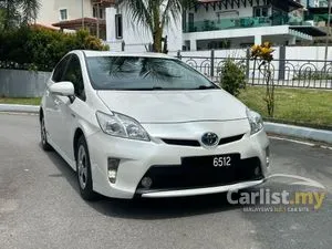 2013 Toyota Prius 1.8 Luxury Hatchback