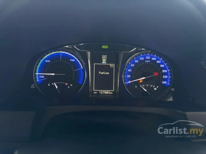 2016 Toyota Camry Hybrid Luxury Sedan