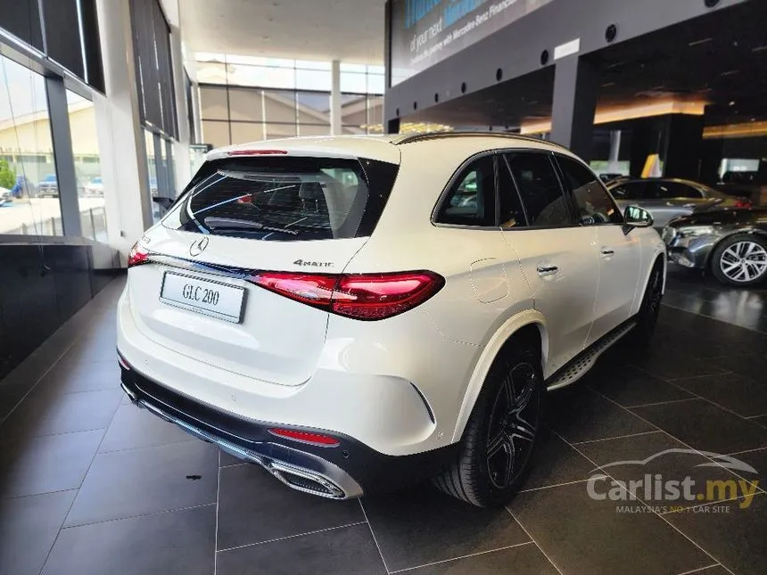 2026 Mercedes-Benz GLC200 4MATIC SUV