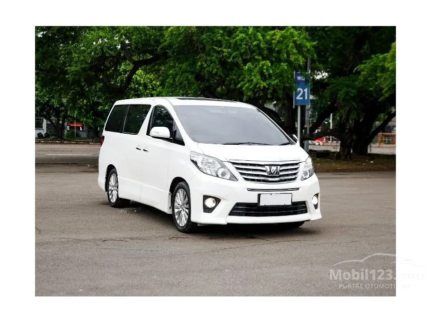 Jual Mobil Toyota Alphard 2014 SC 2.4 di DKI Jakarta Automatic MPV Putih Rp 395.000.000